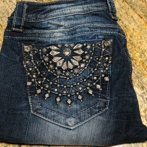 Miss Me skinny jeans size 28